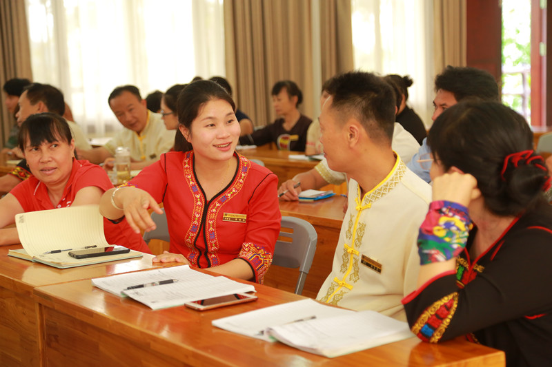 6、職工代表圍繞會議主題暢所欲言，積極為景區發展獻計獻策