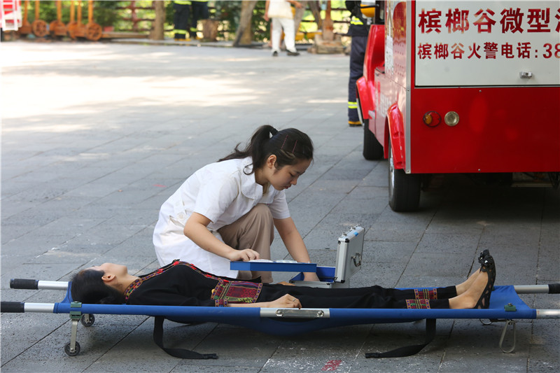 3、檳榔谷舉行2019年安全生產月消防應急演練