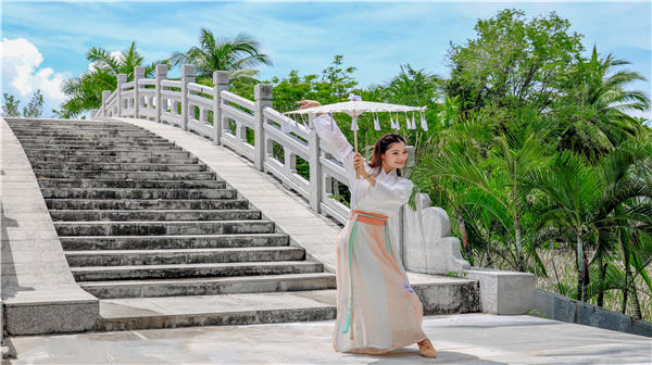 4d2a9d06b0765a4427cbe1e75c32b2f_副本